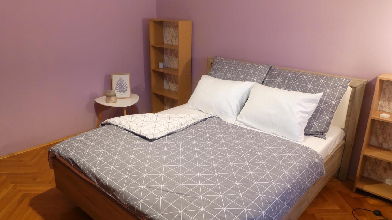 נובי סאד Apartment Krsta מראה חיצוני תמונה